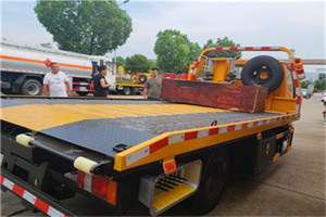 建阳附近拖车电话号码服务